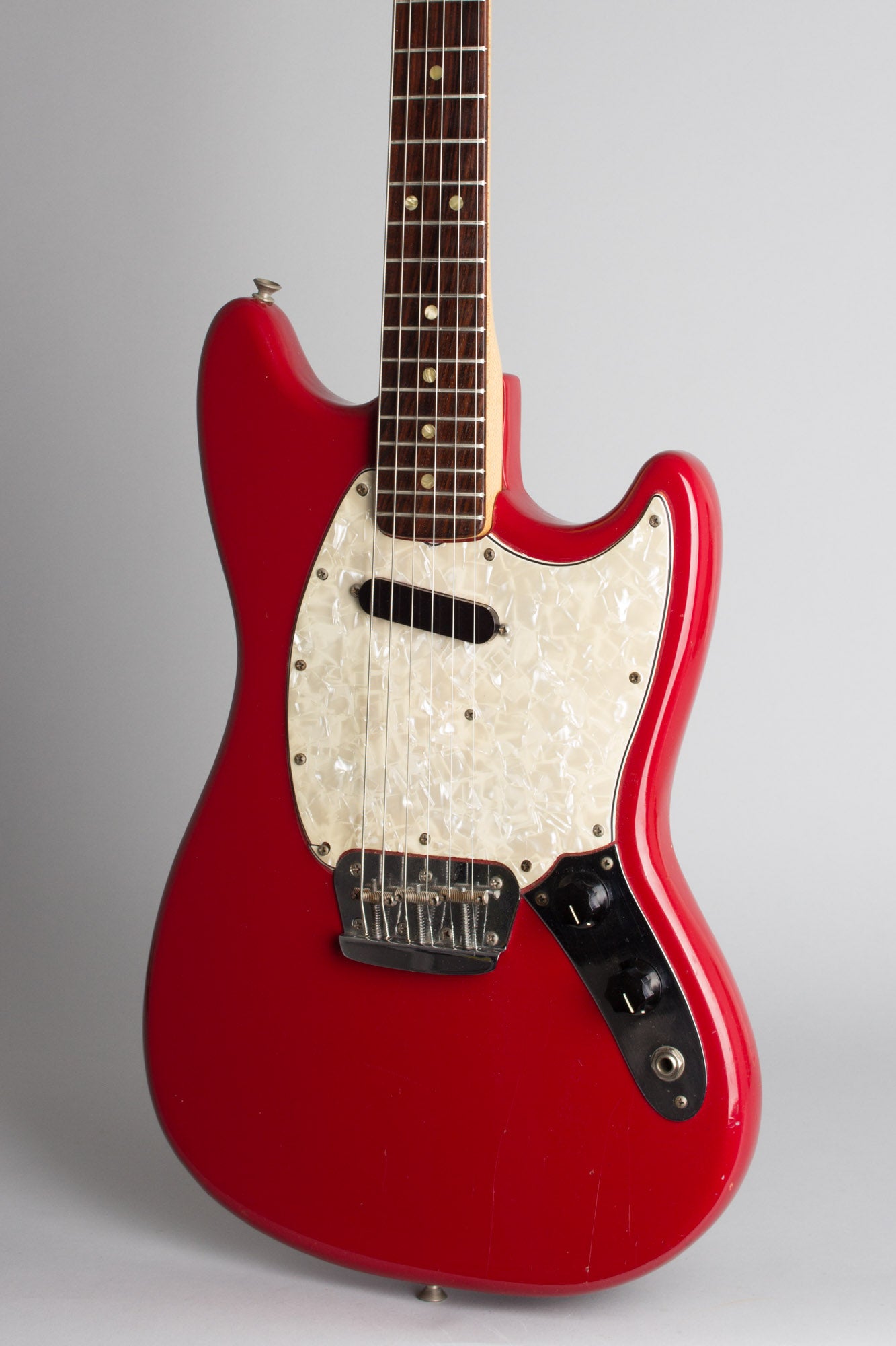 Fender Musicmaster Solid Body Electric Guitar (1972)