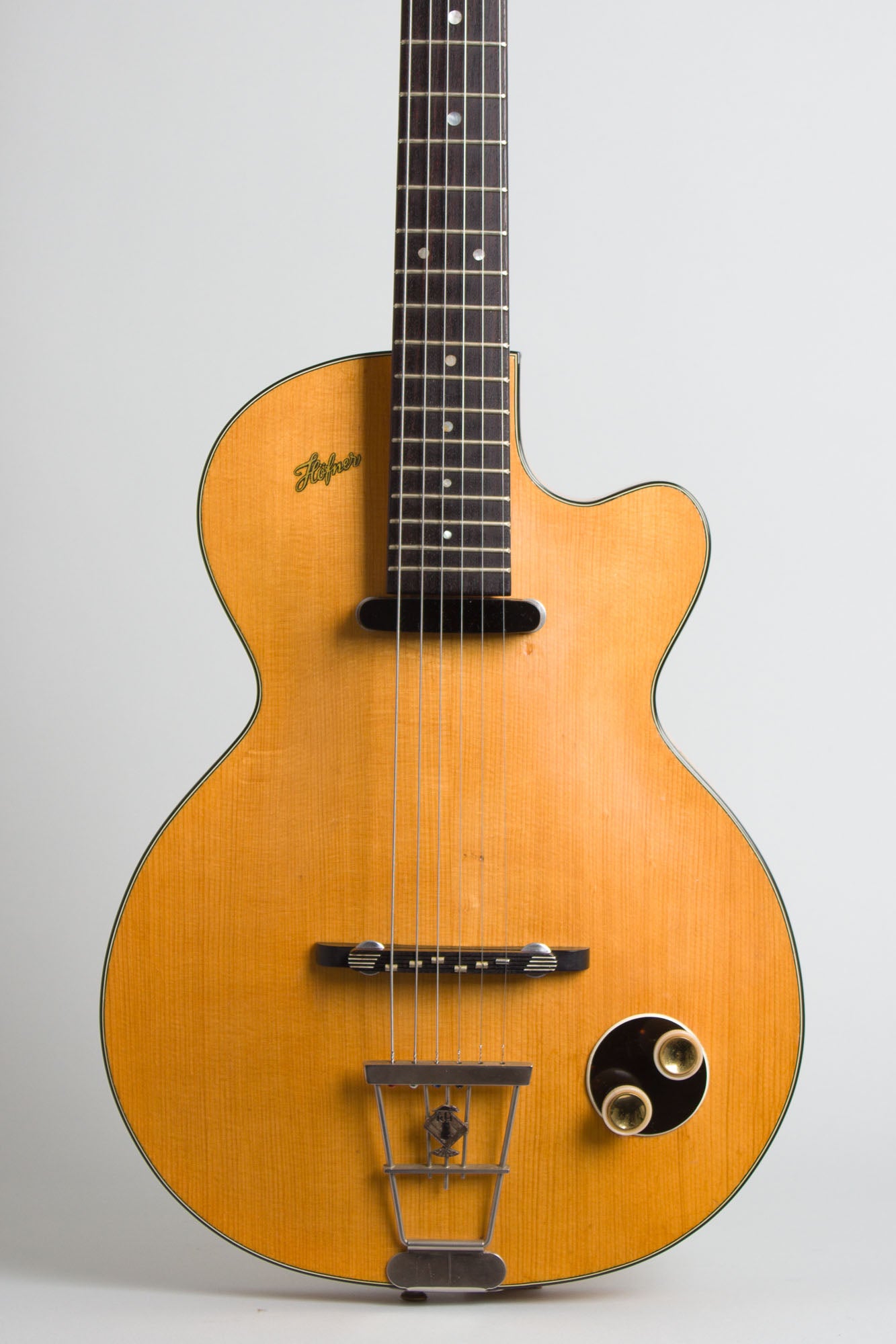 Hofner Club 40 Arch Top Hollow Body Electric Guitar (1957)
