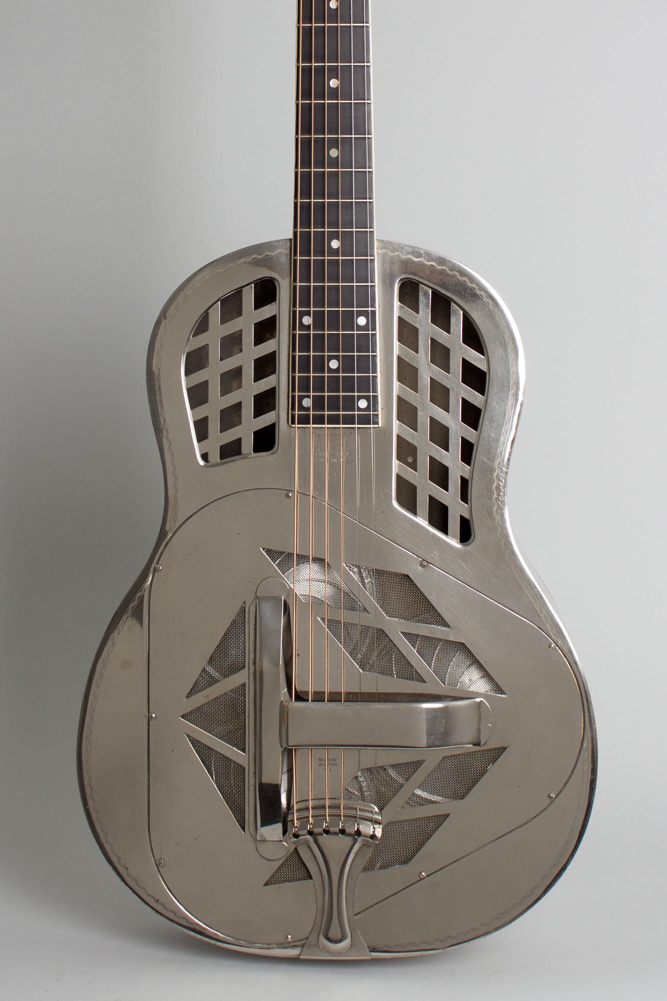 National Style 1 Tricone Roundneck Resophonic Guitar (1935)