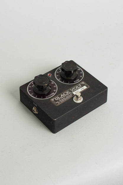Black Volt Amplification VFUZZ Fuzz Effect (2019)