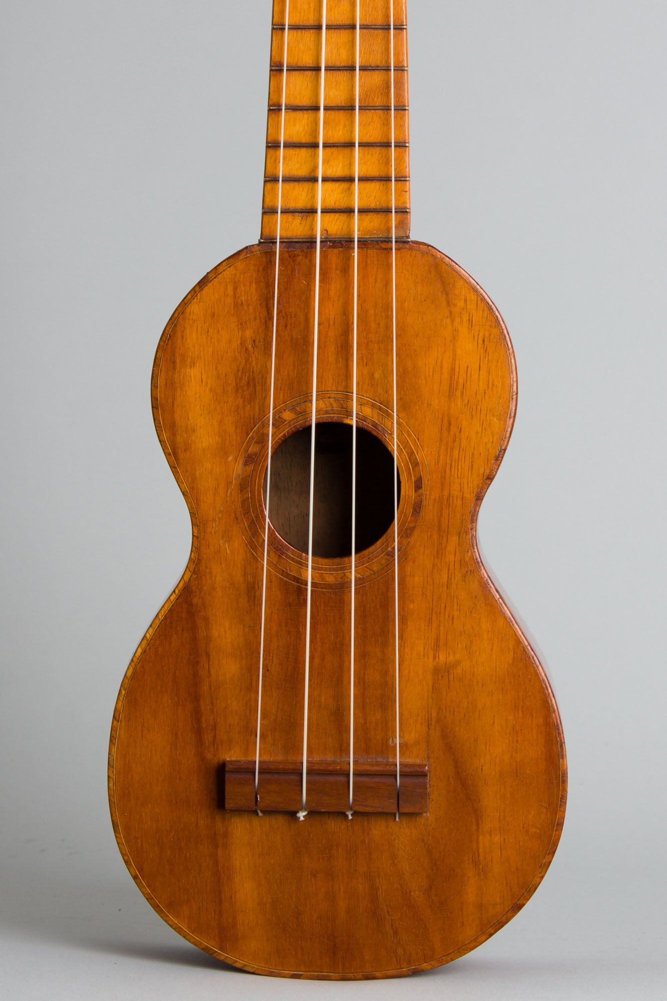 Aloha Soprano Ukulele (1922)