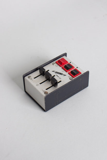 S. Hawk Ltd. Hawk II Boost Effect (1974)