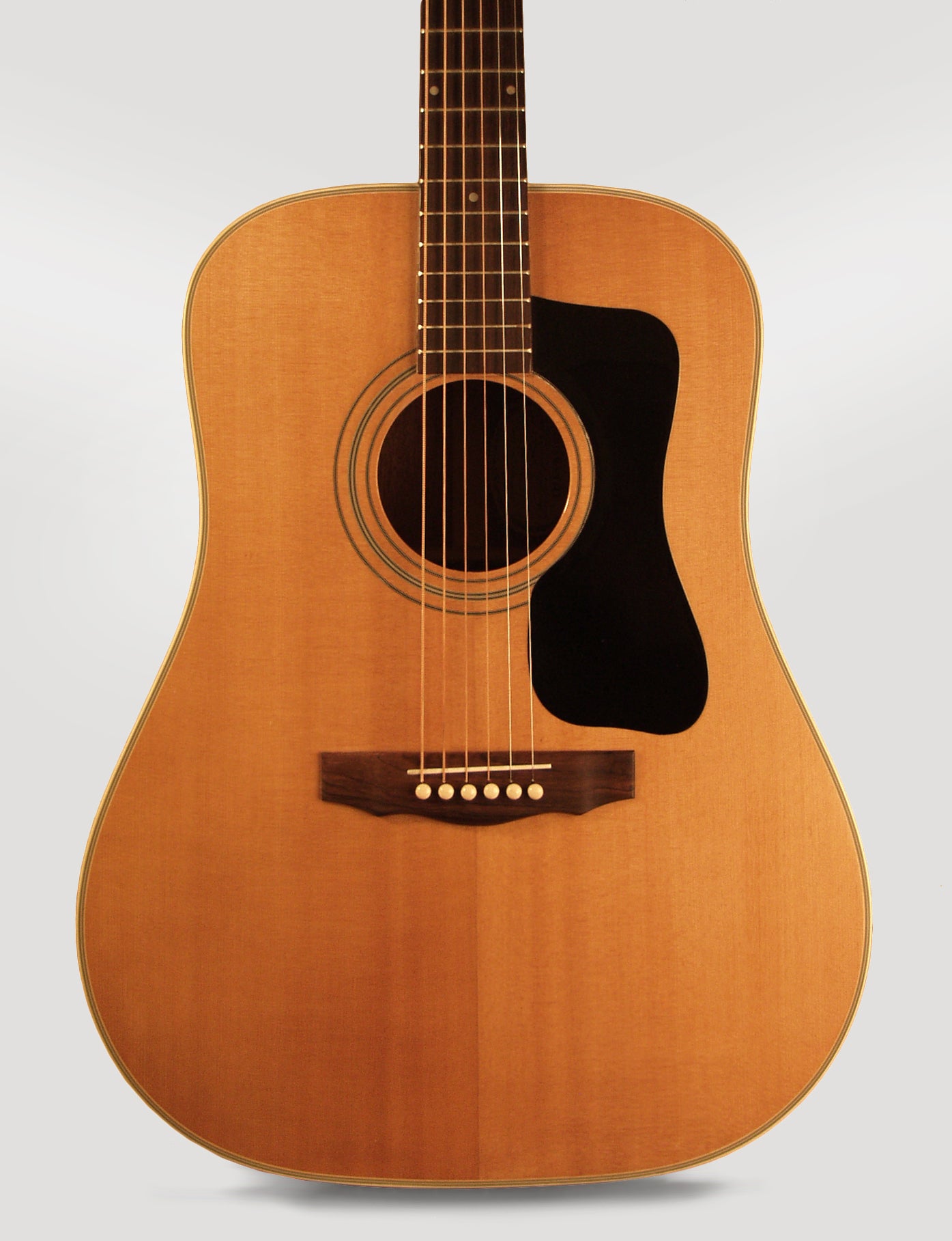 Guild D-40 Flat Top Acoustic Guitar (1972)