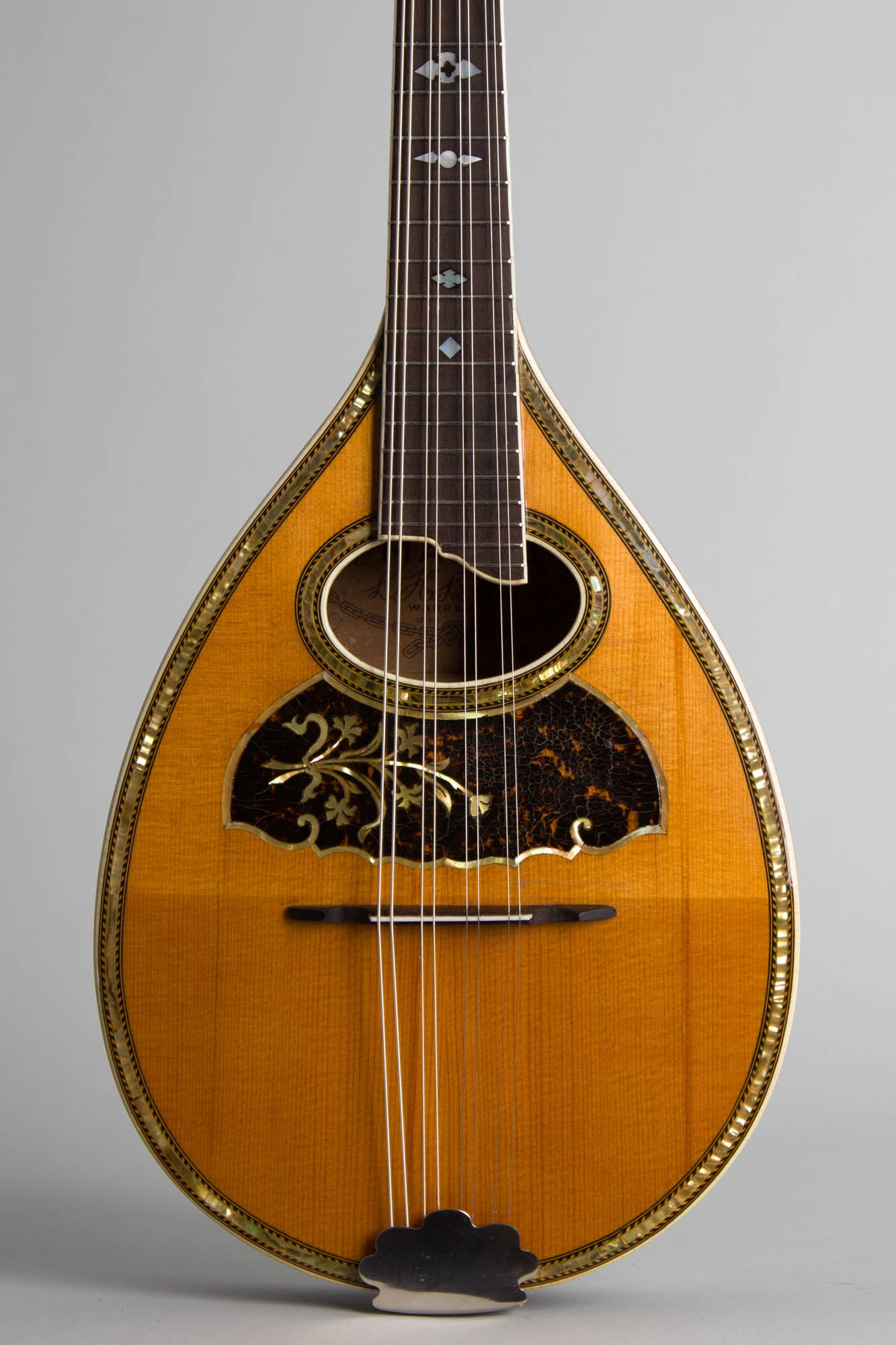 Harmony Leland Brilliantone Flat Back, Bent Top Mandolin (1918)