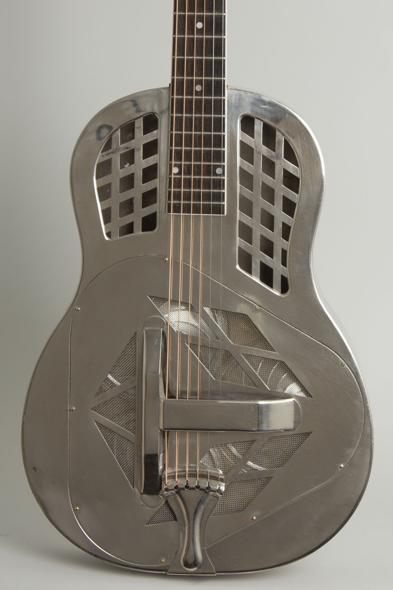 National Style 1 Roundneck Resophonic Guitar (1930)