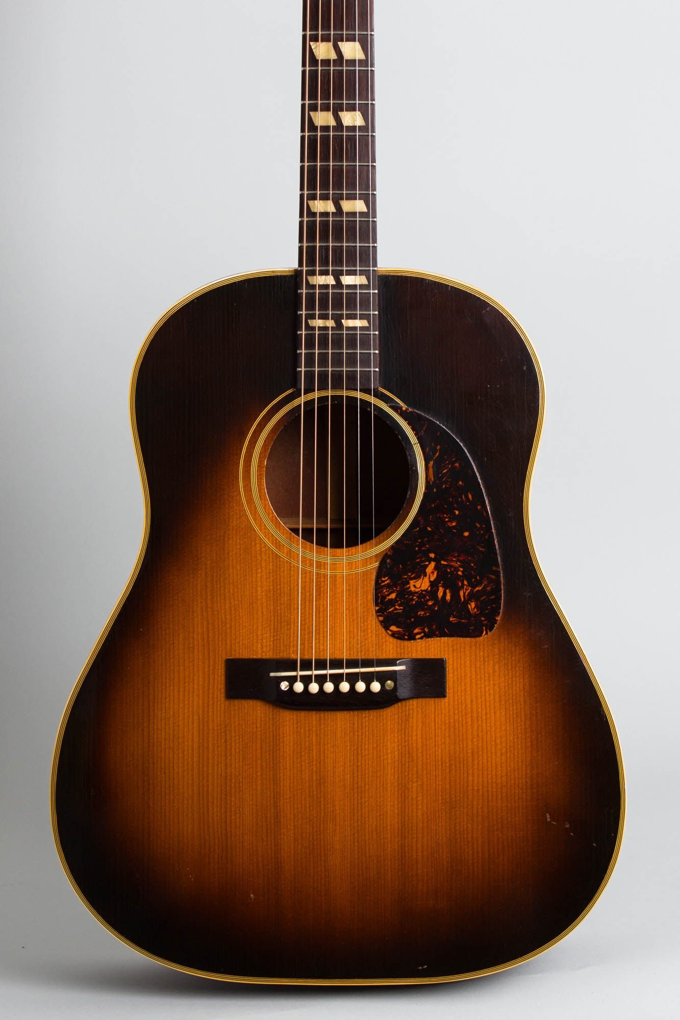 Gibson SJ Southern Jumbo Flat Top Acoustic Guitar (1946)