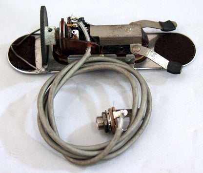 DeArmond Soundhole Acoustic Guitar Magnetic Pickup (1950's)