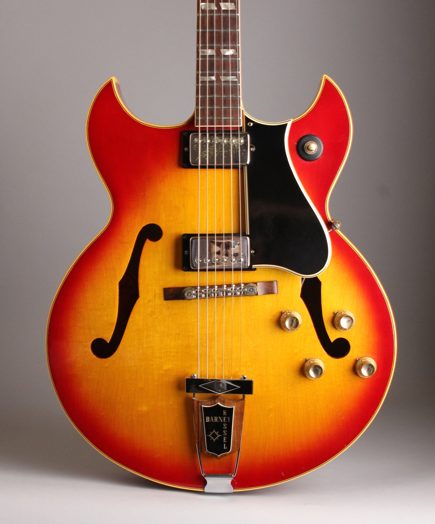 Gibson Barney Kessel Regular Arch Top Hollow Body Electric Guitar (1966)