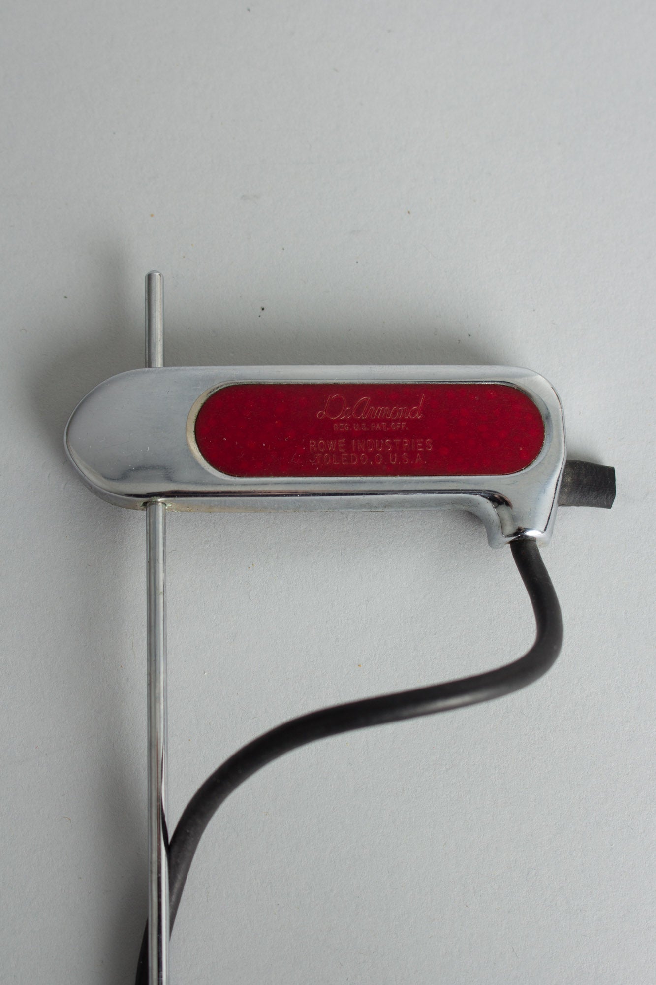 DeArmond Rhythm Chief Archtop Guitar Pickup (1950's)