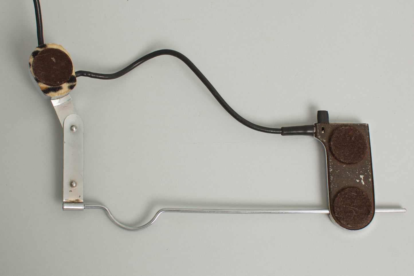 DeArmond FH-C Guitar Mike Archtop Guitar Pickup (1950)