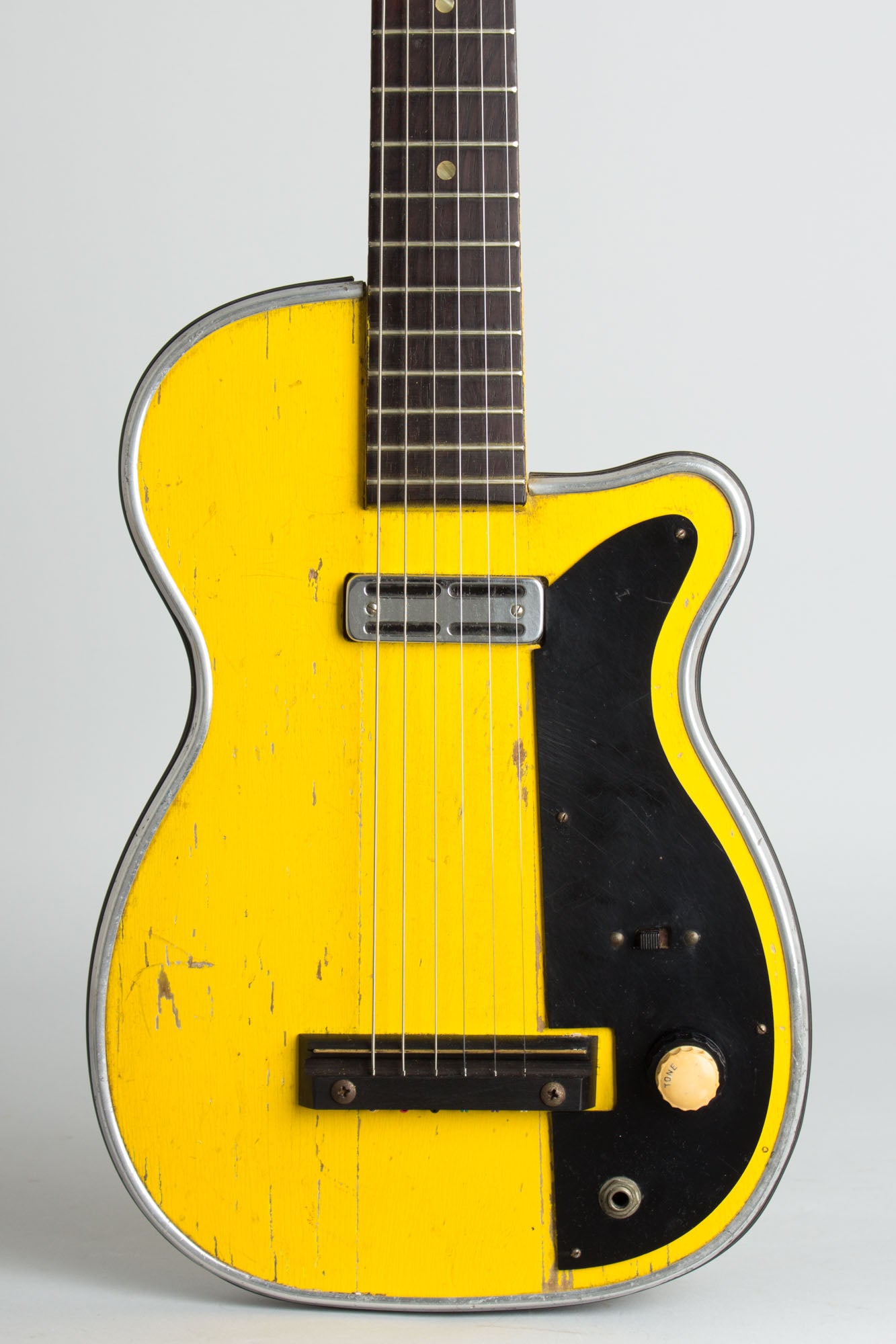 Harmony Silvertone H-42/1 Solid Body Electric Guitar (1957)