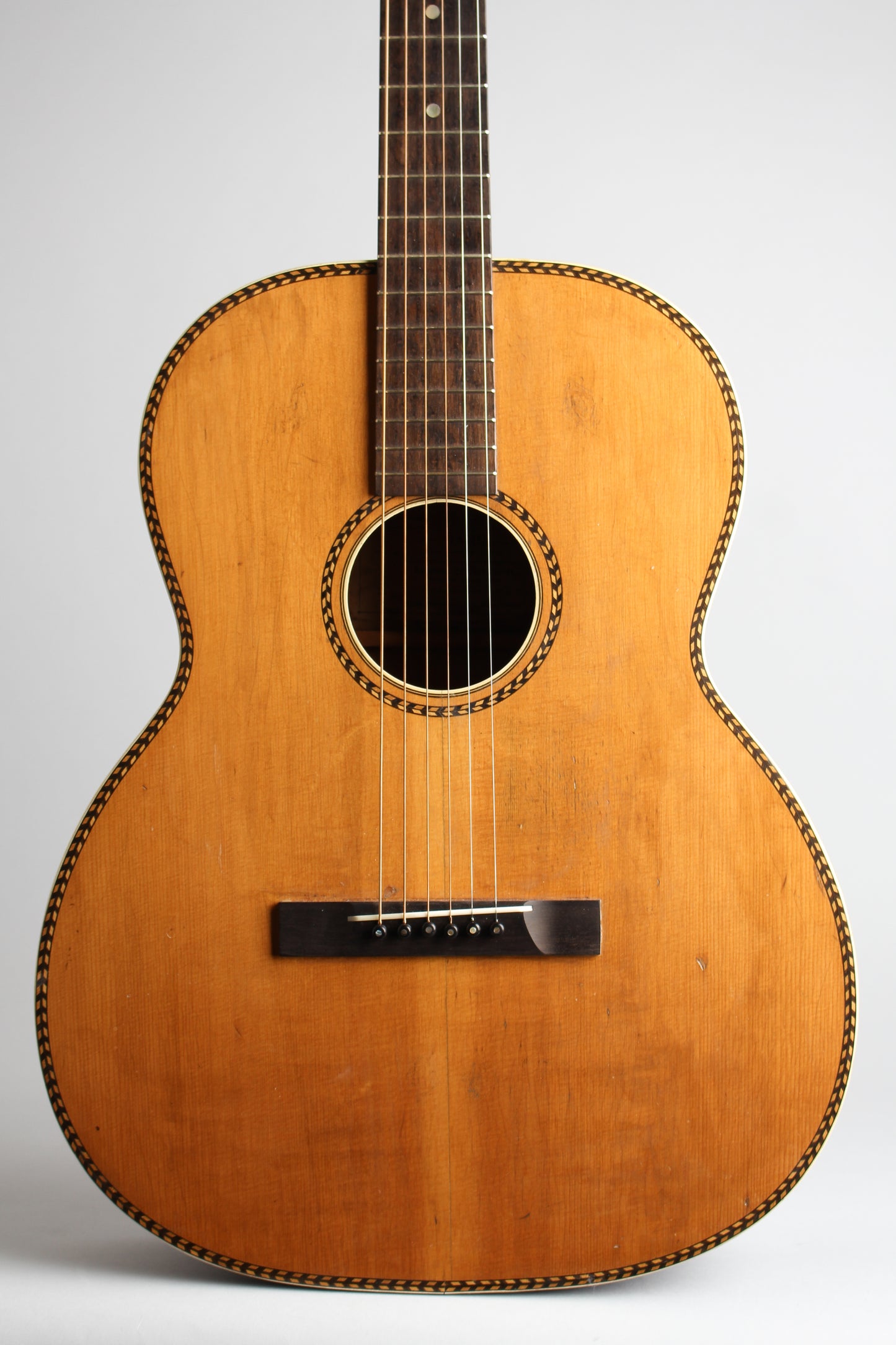 Oahu Jumbo Flat Top Acoustic Guitar (1928)