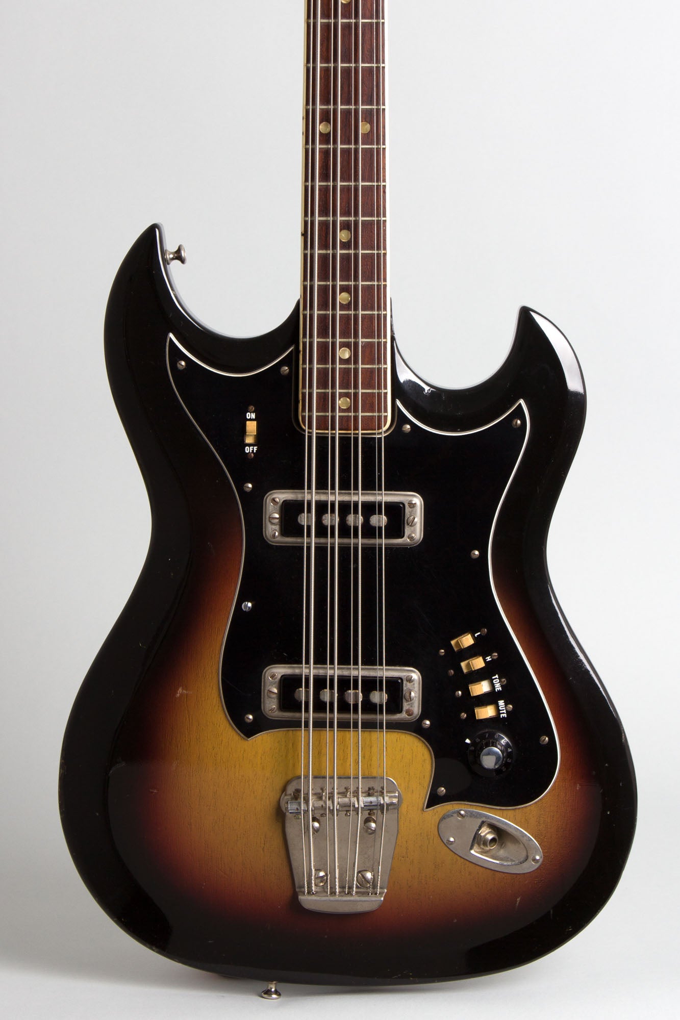 Hagstrom H-8 8-String Bass Solid Body Electric Bass Guitar (1968)