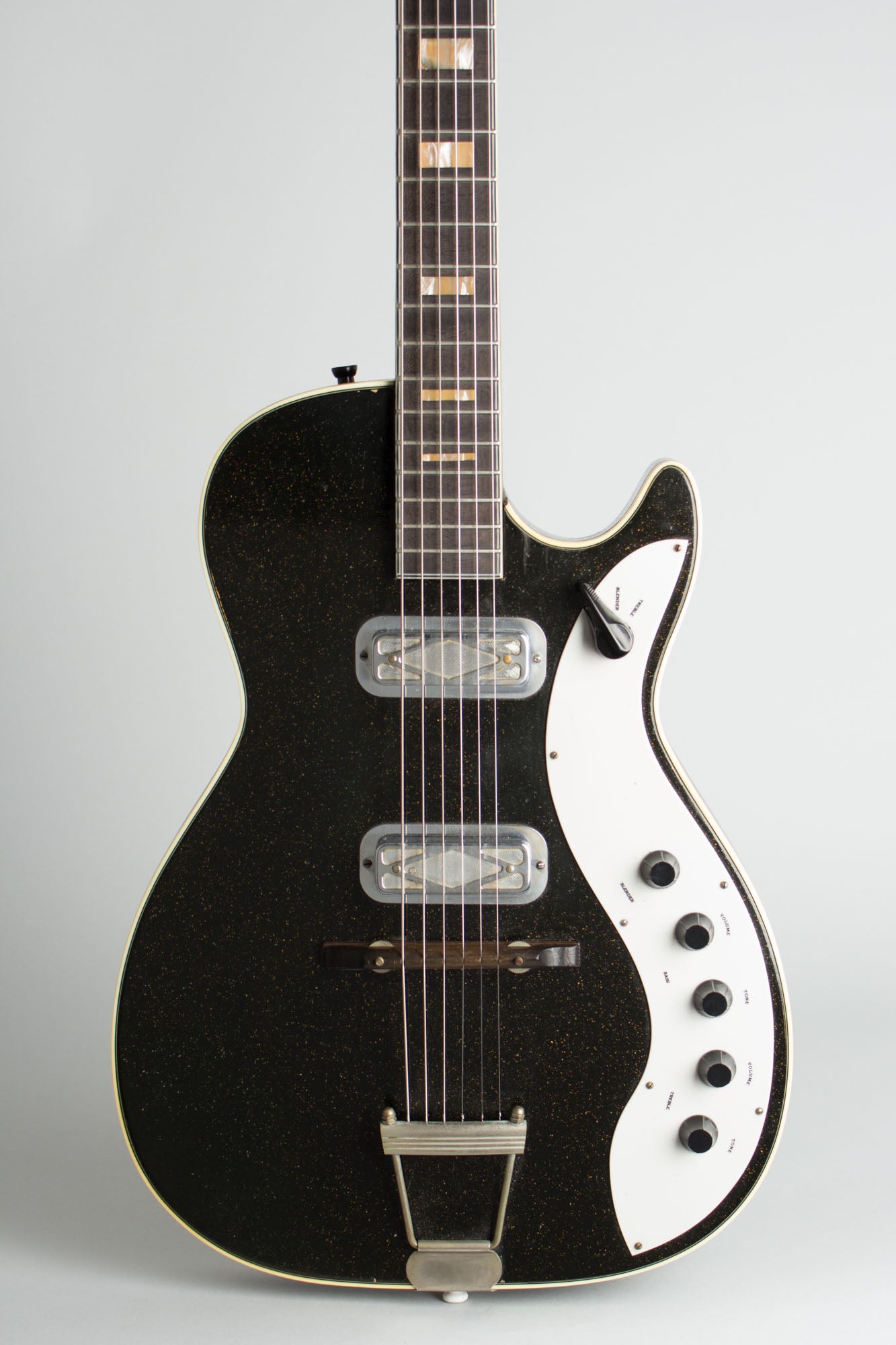 Harmony Silvertone Model 1423 Semi-Hollow Body Electric Guitar (1962)