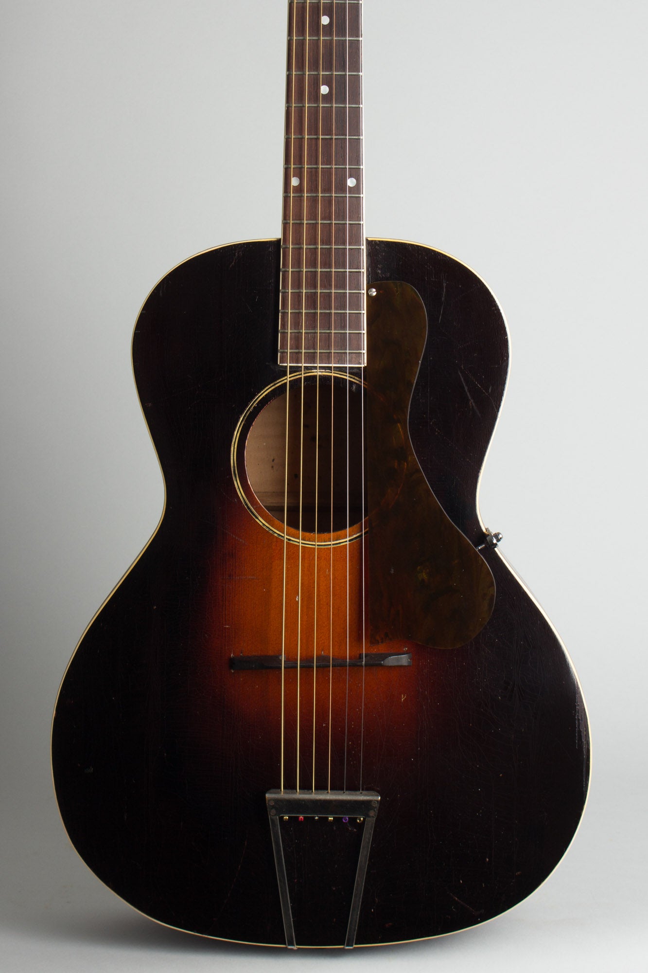 Gibson Recording King Model 681 Flat Top Acoustic Guitar (1934)