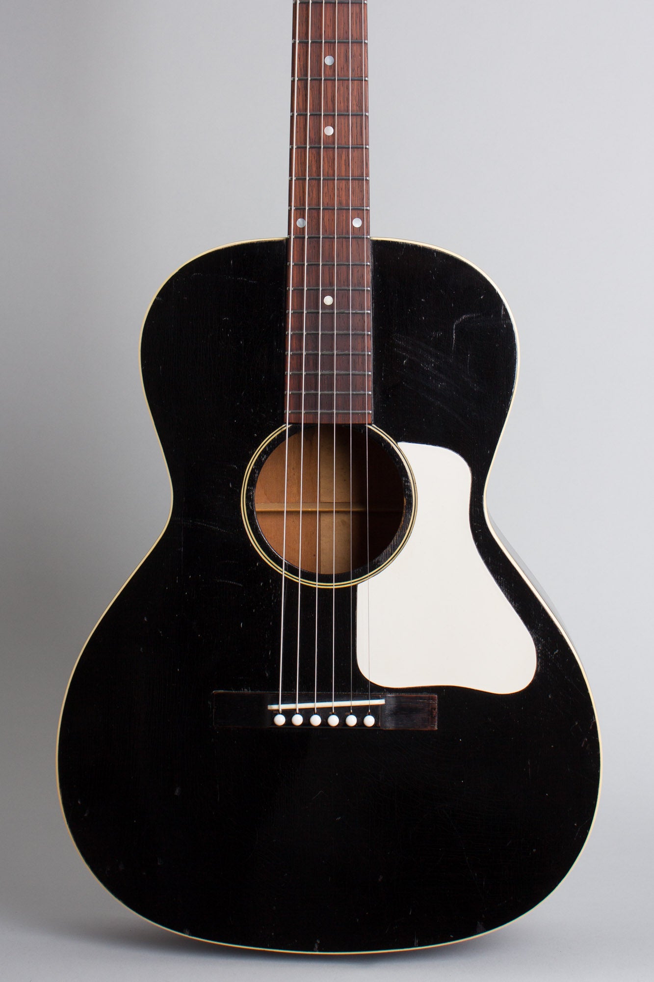 Gibson L-00 Flat Top Acoustic Guitar (1932)