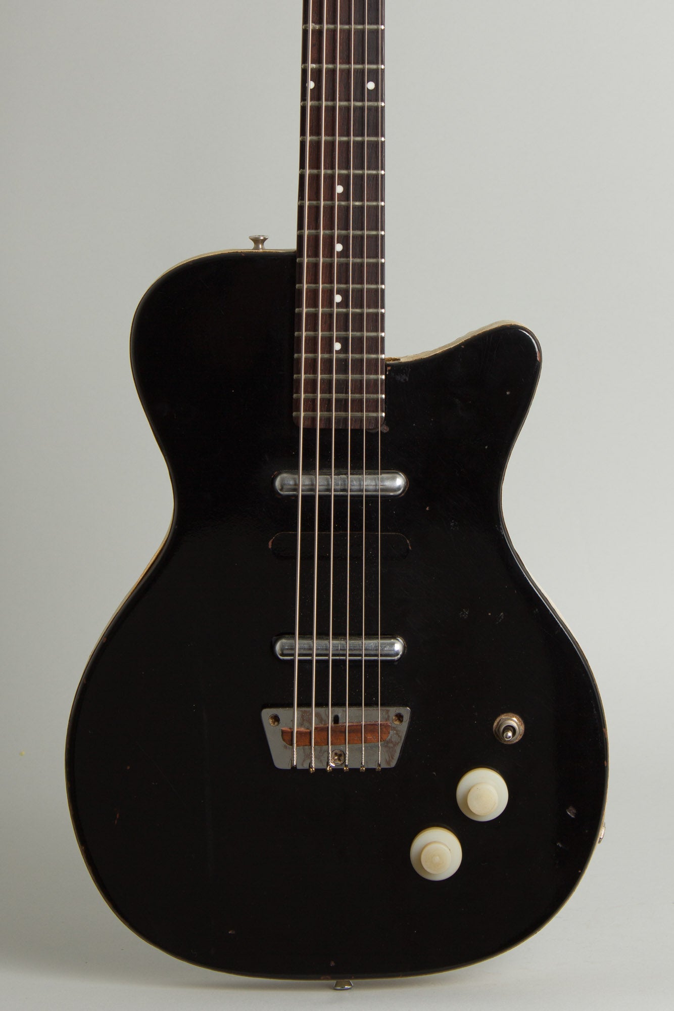Danelectro UB-2 Composite Electric 6-String Bass Guitar (1960)