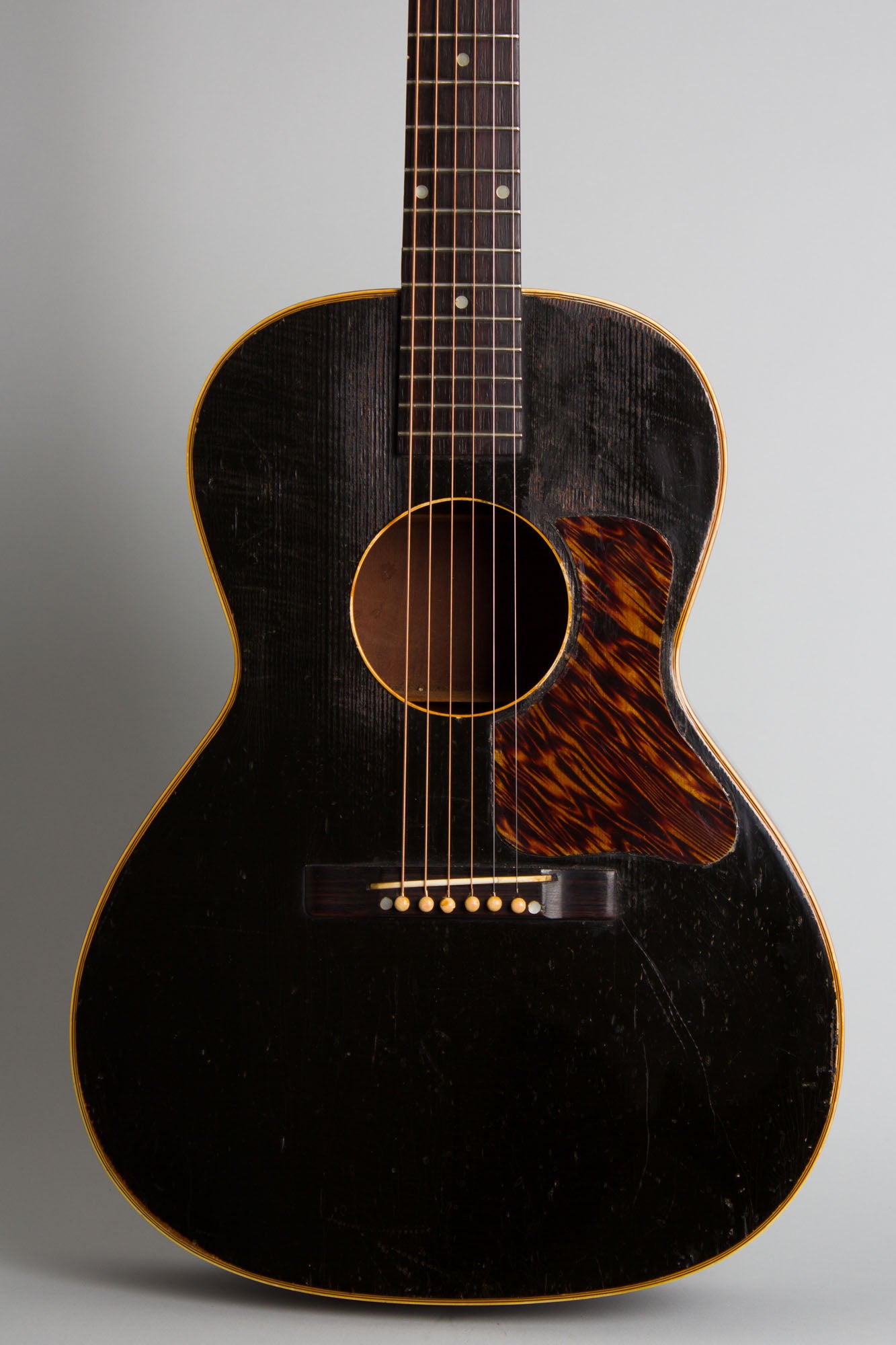 Gibson L-0 Flat Top Acoustic Guitar (1942)