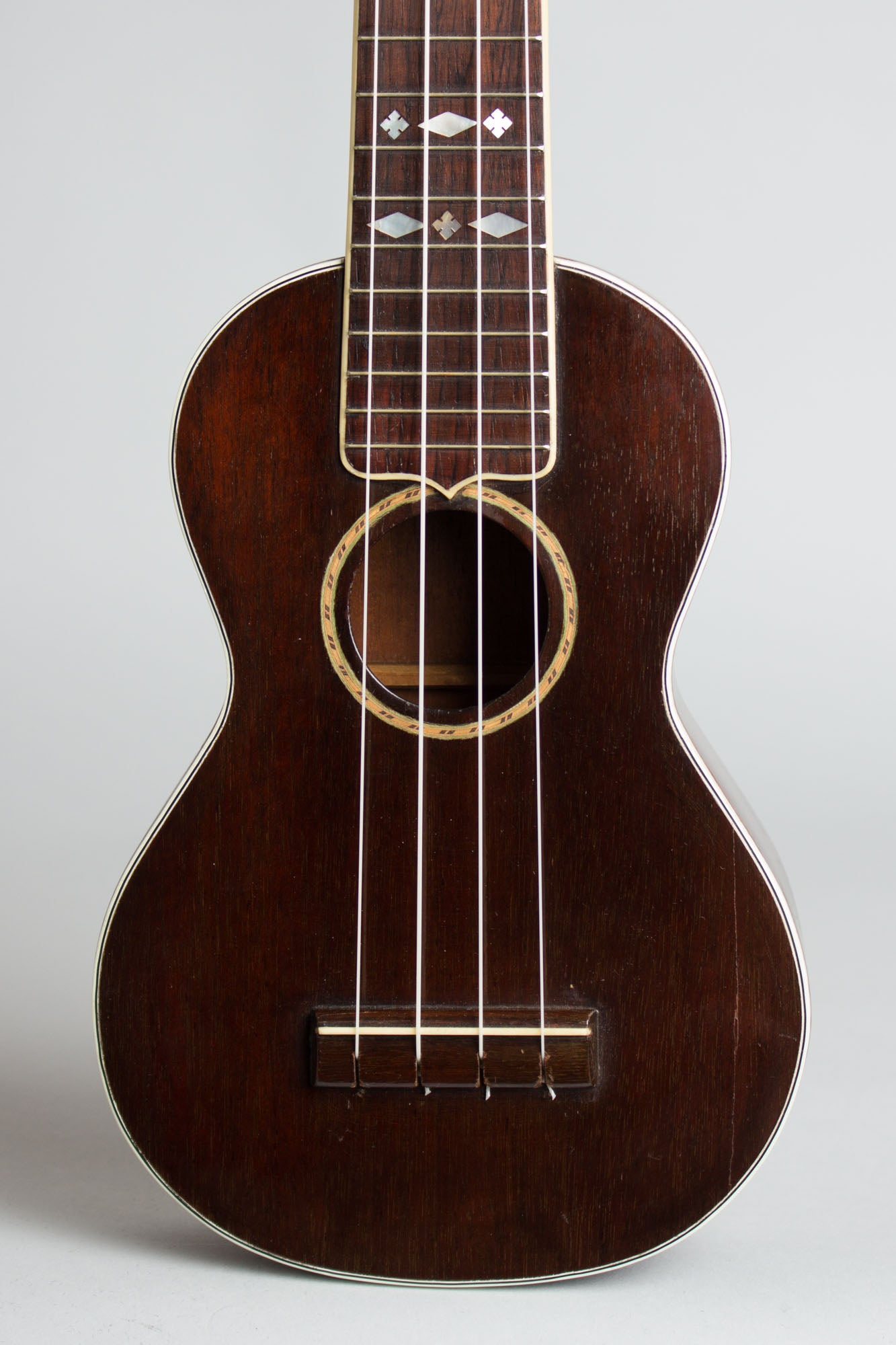 Gibson Uke-3 Soprano Ukulele (1928)