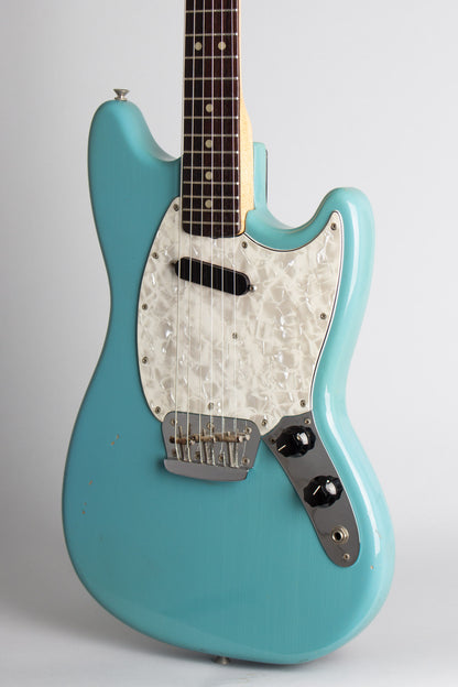 Fender Musicmaster Solid Body Electric Guitar (1972)