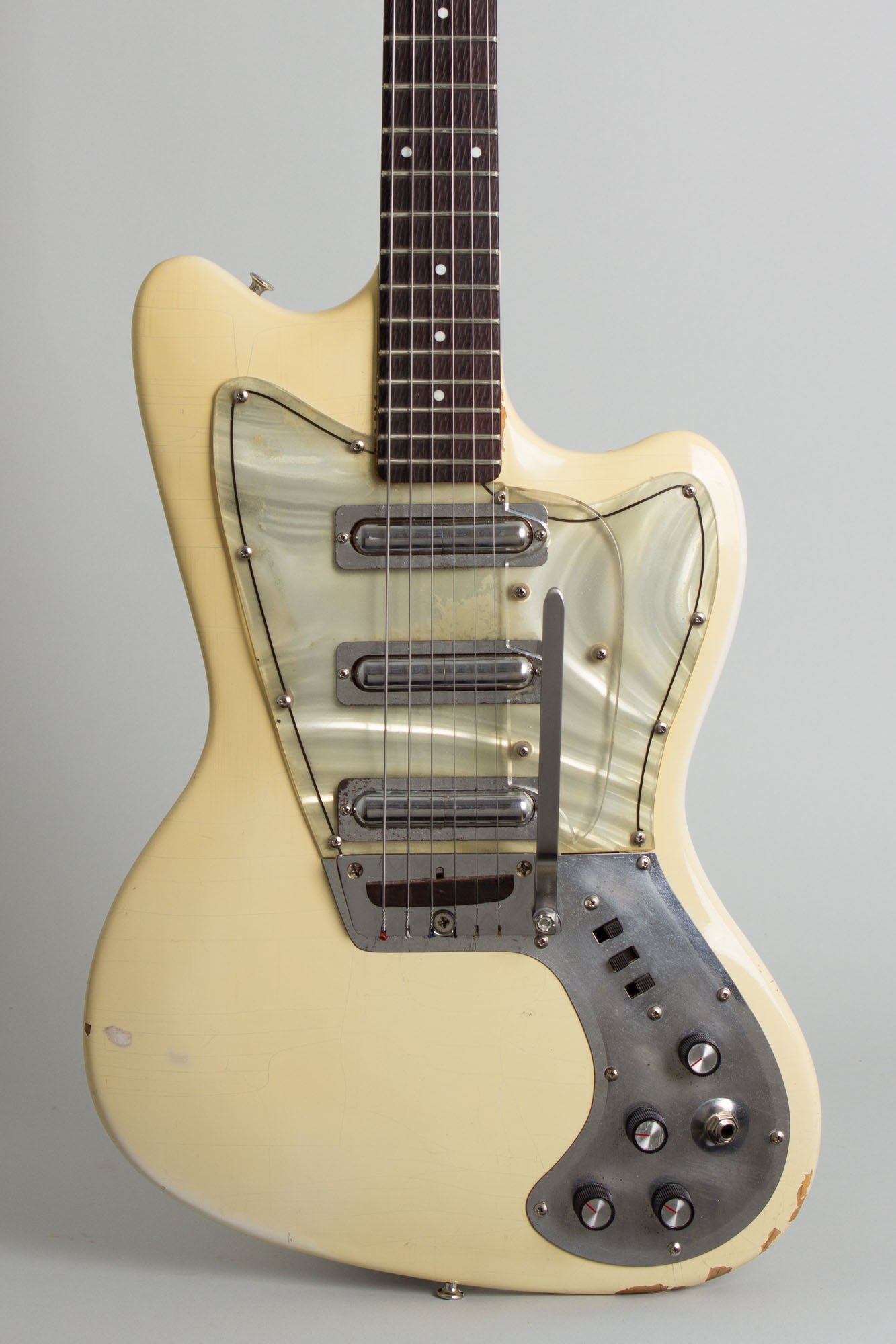 Danelectro Dane D3V Solid Body Electric Guitar (1967)