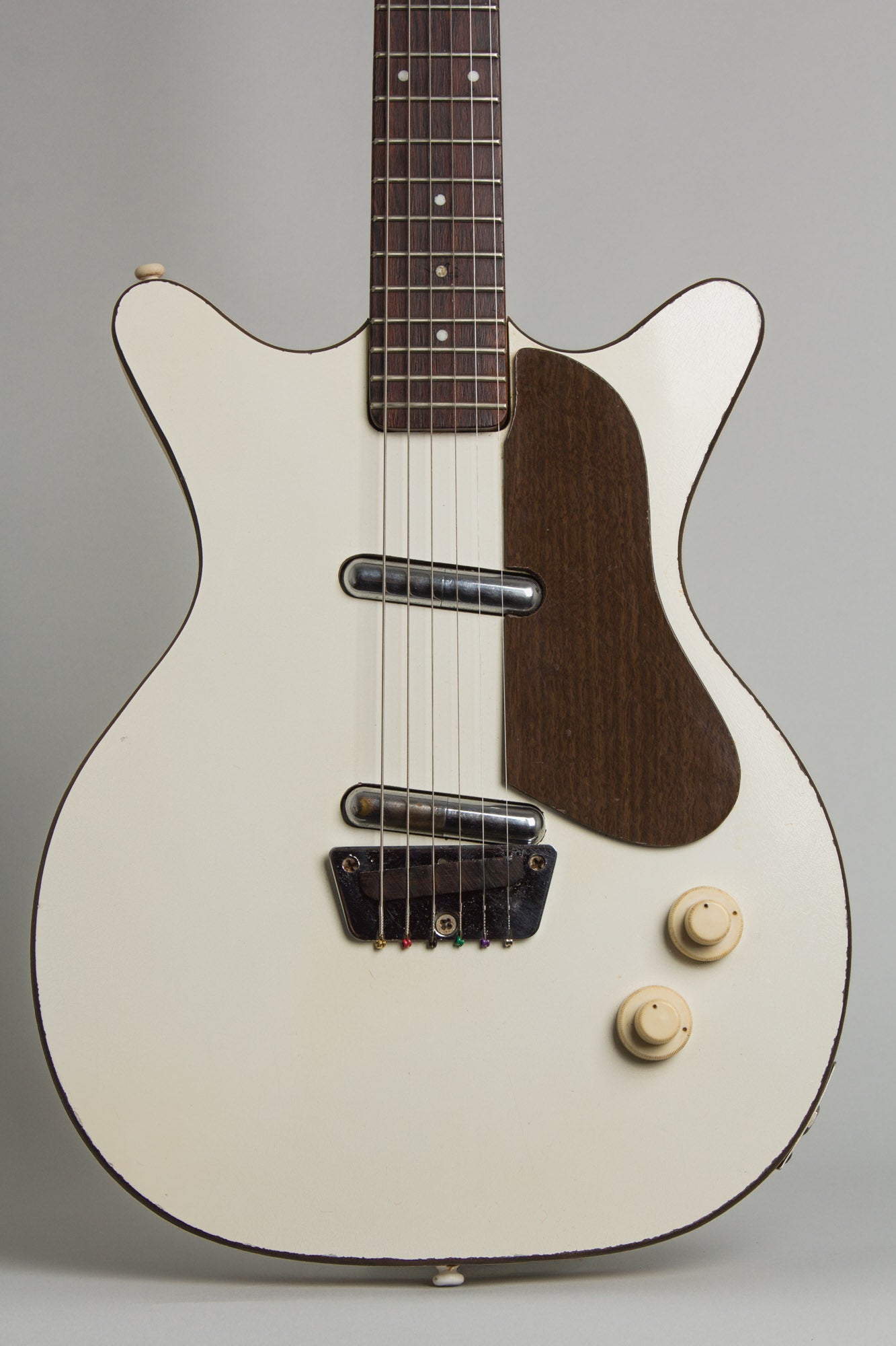 Danelectro Model 6026 Deluxe Semi-Hollow Body Electric Guitar (1958)