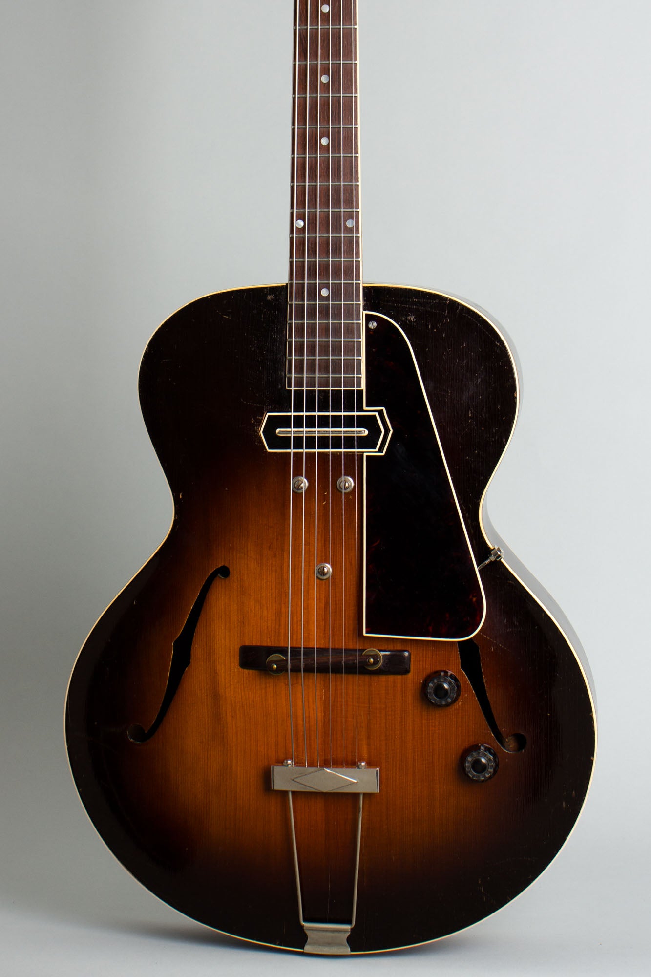 Gibson ES-150 Arch Top Hollow Body Electric Guitar (1937)