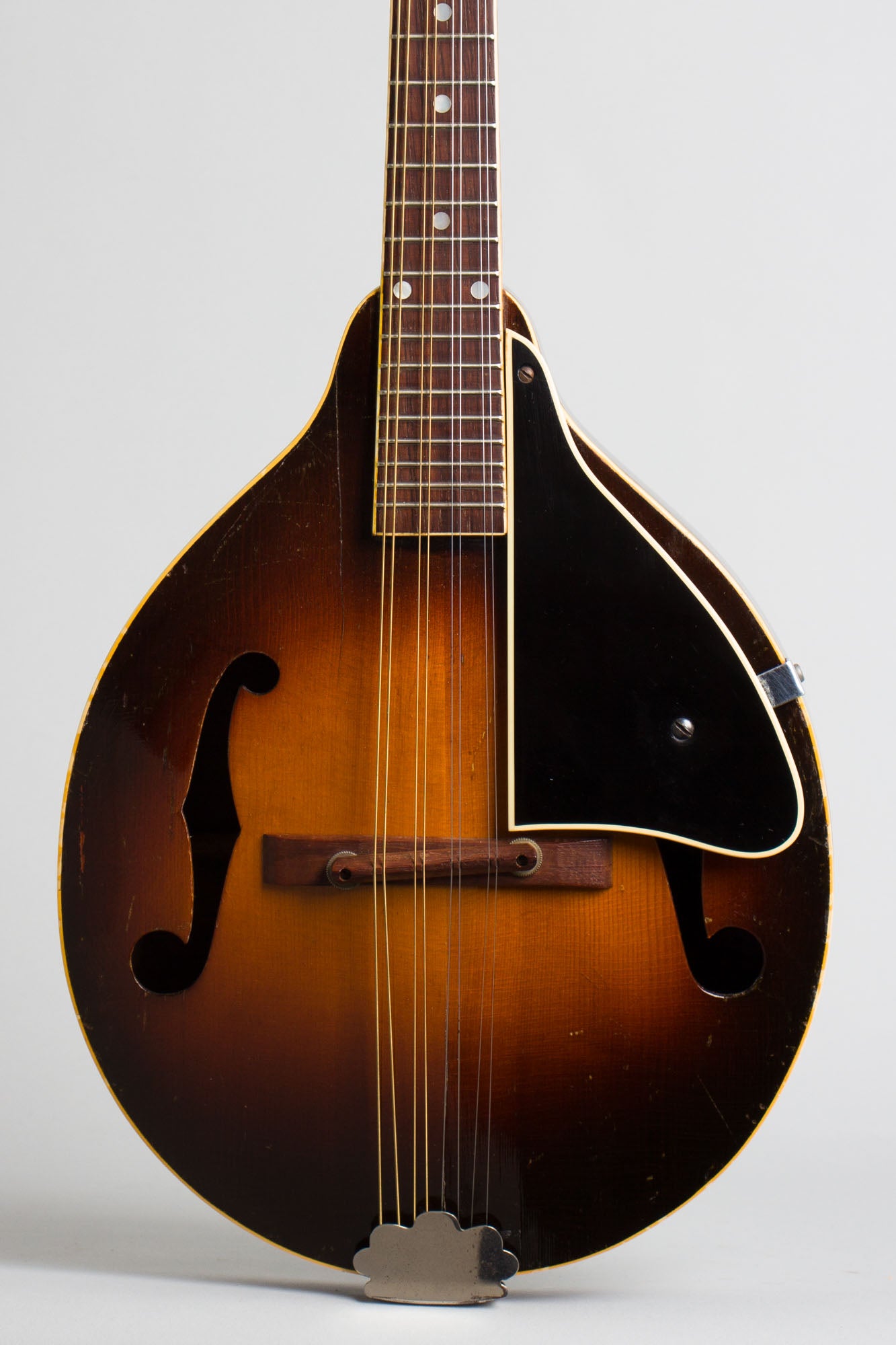 Kalamazoo KM-22 Arch Top Mandolin (1939)