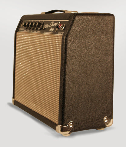 Fender Vibro-Champ Tube Amplifier (1965)