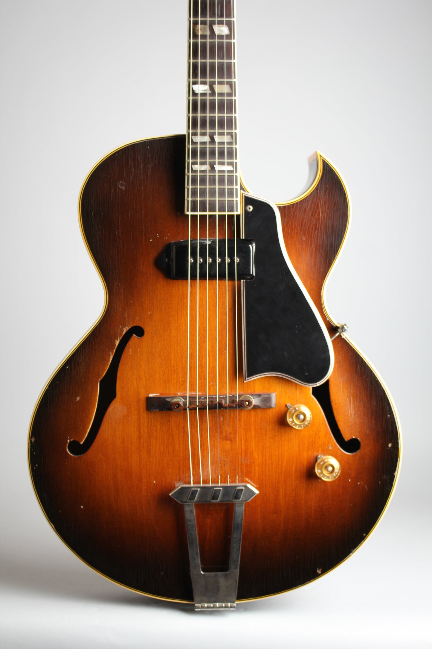 Gibson ES-175 Arch Top Hollow Body Electric Guitar (1950)