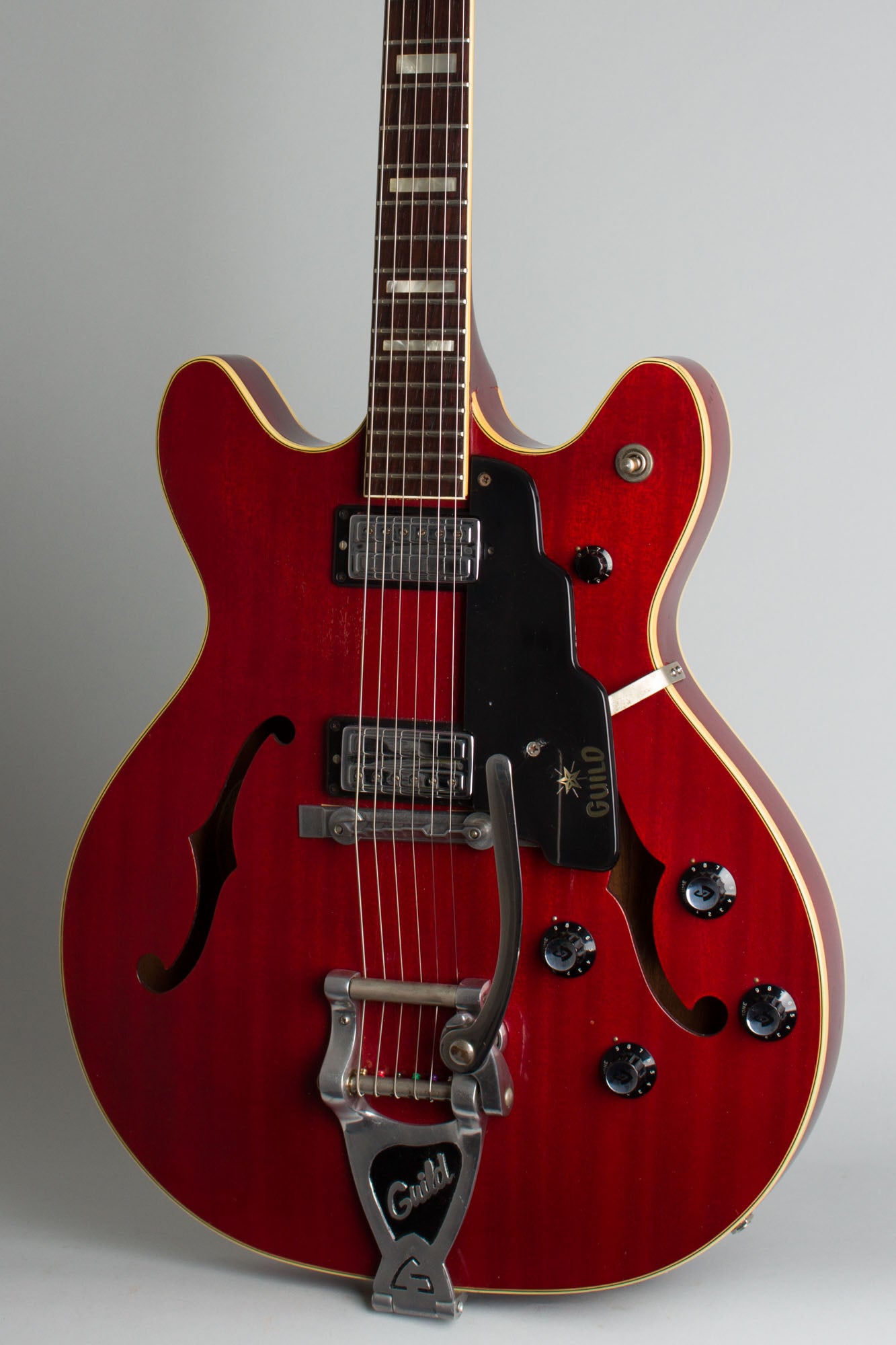 Guild Starfire V Semi-Hollow Body Electric Guitar (1968)