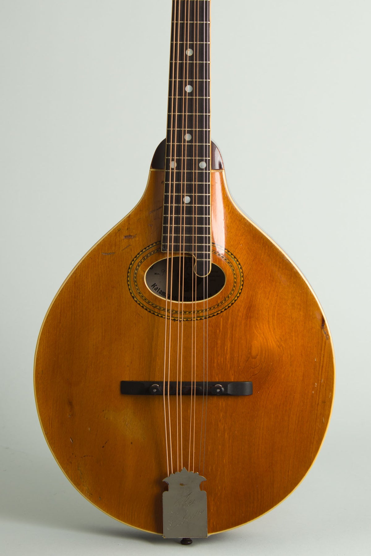Gibson Style H-1 Carved Top Mandola (1910)
