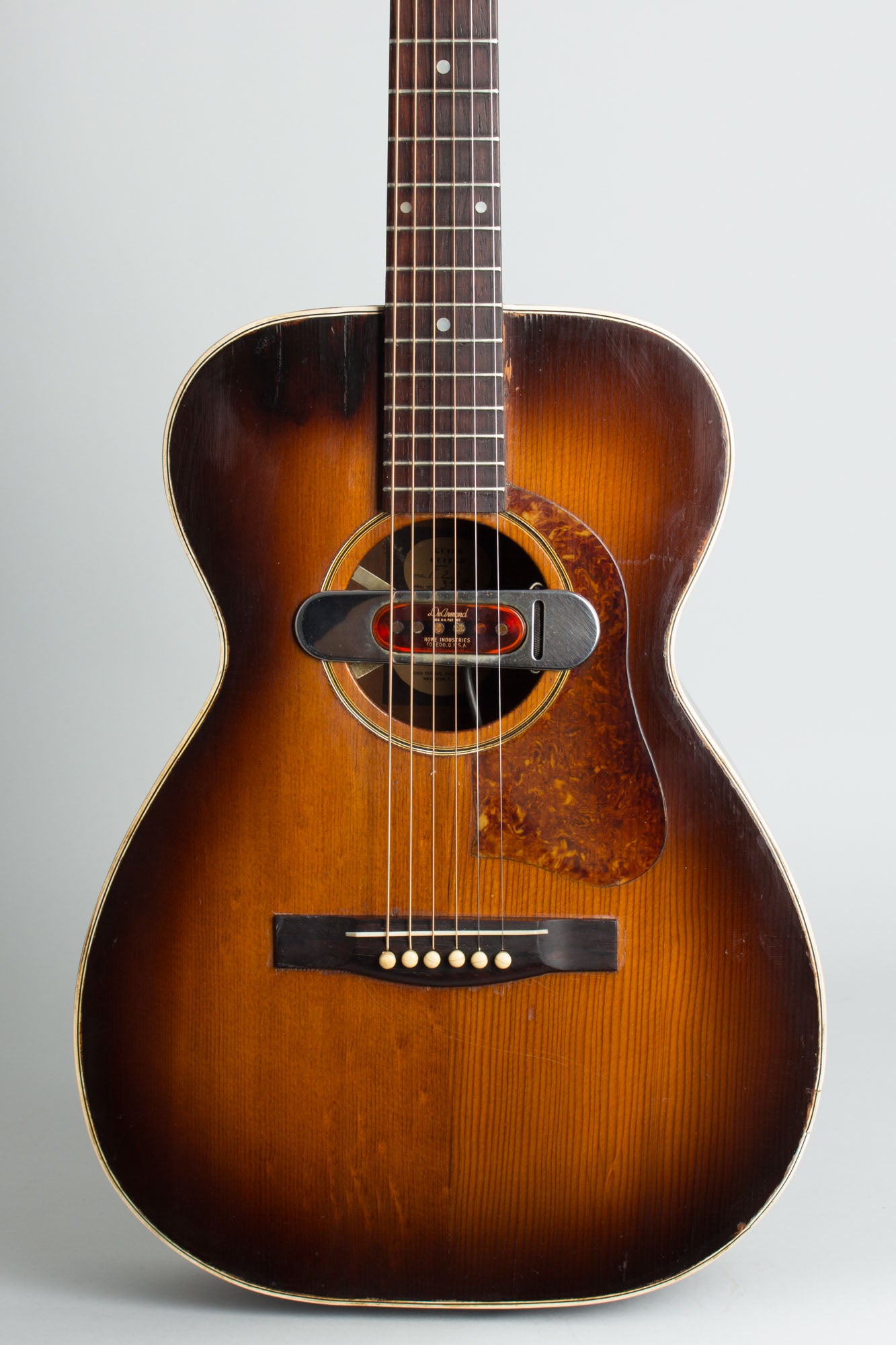 Guild F-20 Flat Top Acoustic Guitar (1956)
