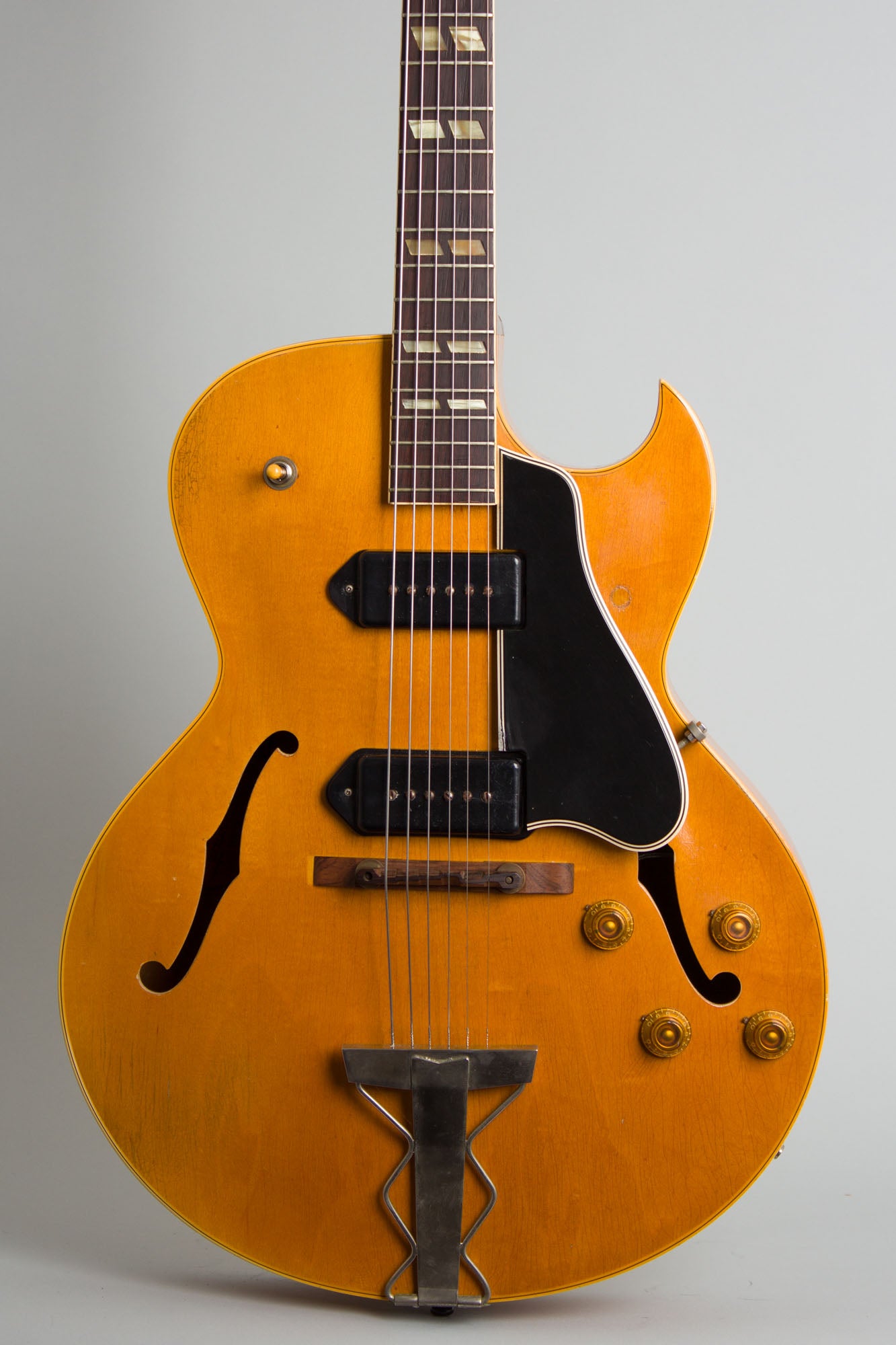 Gibson ES-175DN Arch Top Hollow Body Electric Guitar (1957)