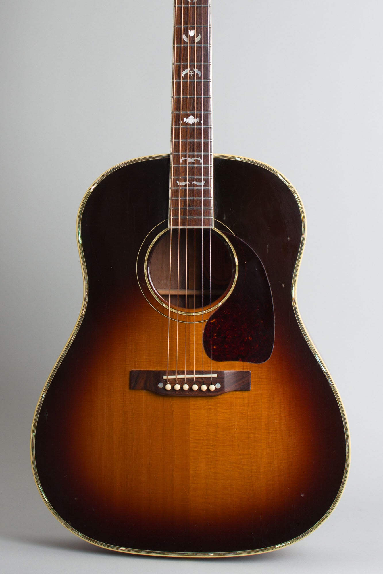Gibson J-45 Deluxe Flat Top Acoustic Guitar (1995)