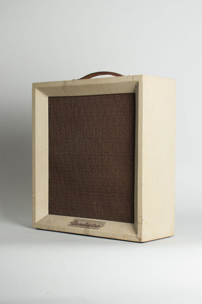 Danelectro Cadet Tube Amplifier (1961)