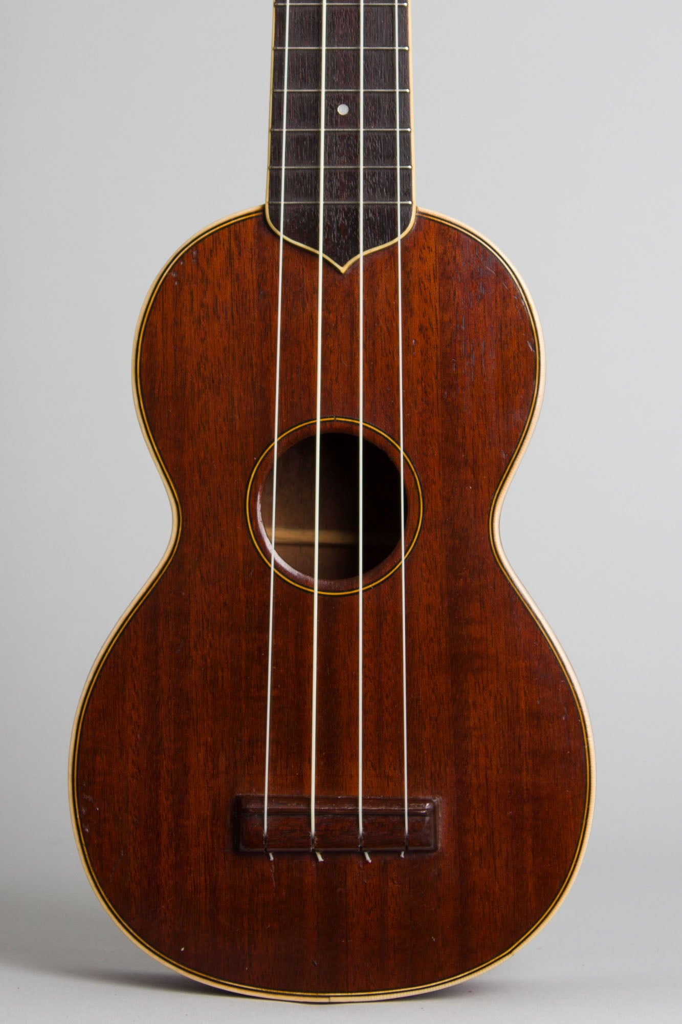Weymann Style 120 Soprano Ukulele (1925)