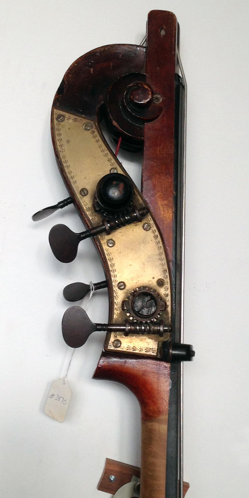 unlabelled Upright Bass (1900)