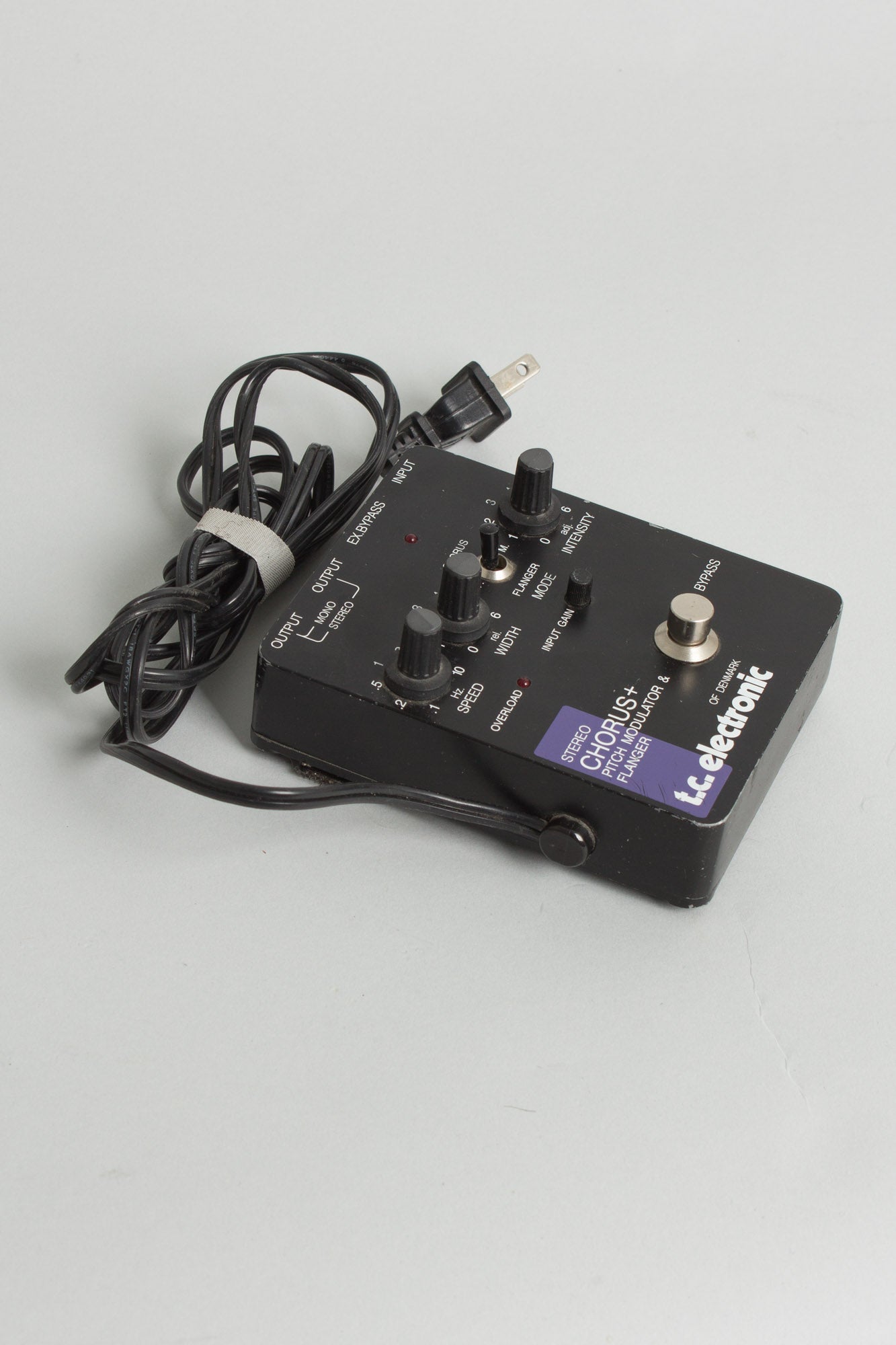 T.C. Electronic Stereo Chorus + Pitch Modulator & Flanger Chorus Effect (1980)