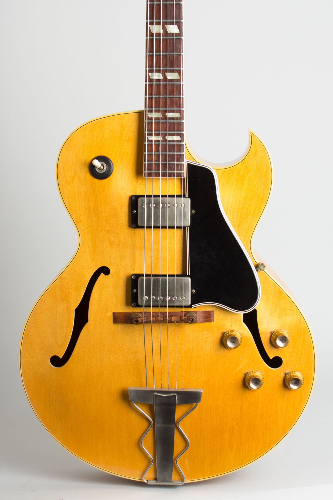 Gibson ES-175DN Arch Top Hollow Body Electric Guitar (1962)