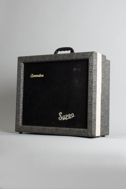 Supro 1615T Tube Amplifier (1958)