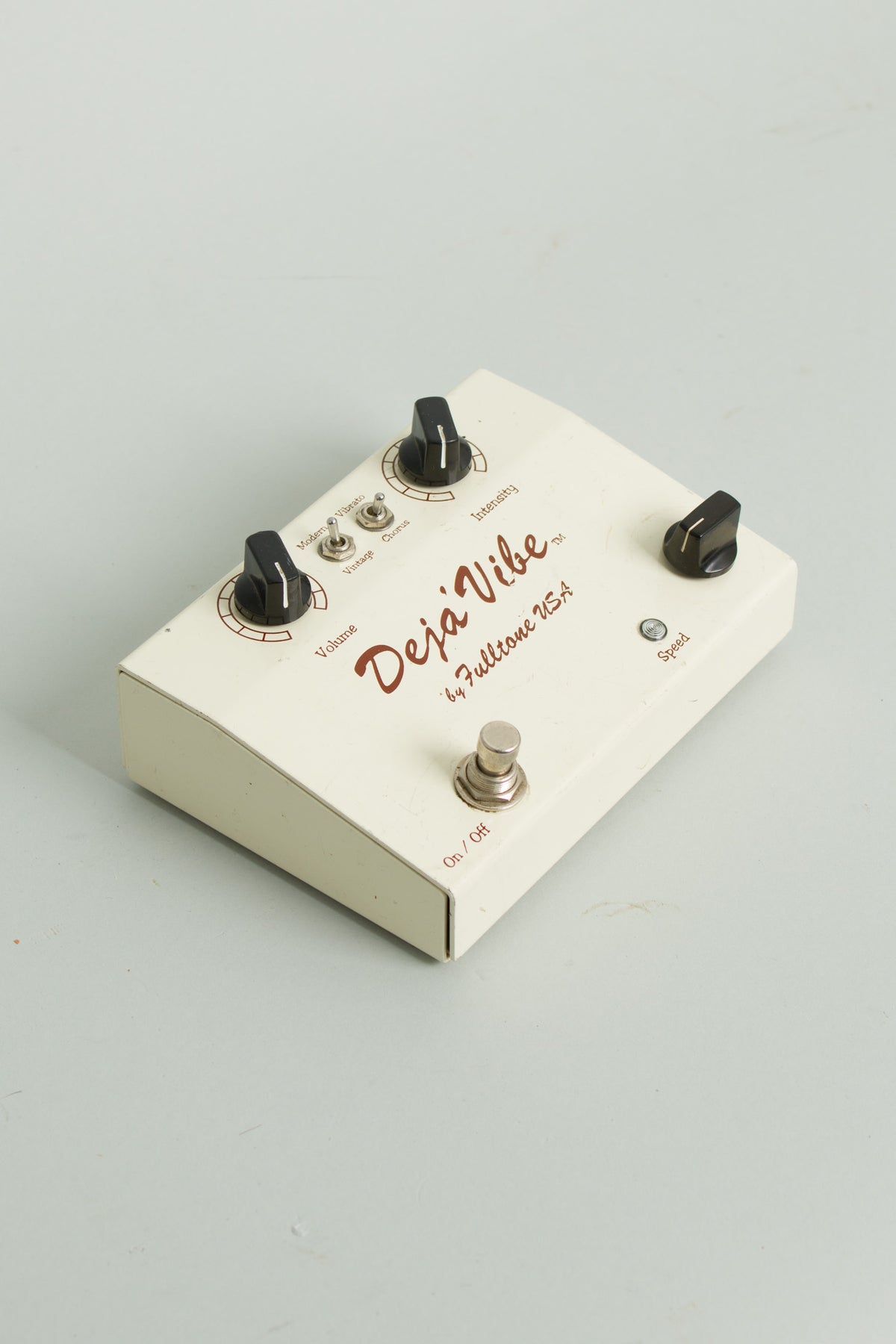 Fulltone Deja Vibe Vibrato Effect (2000s)