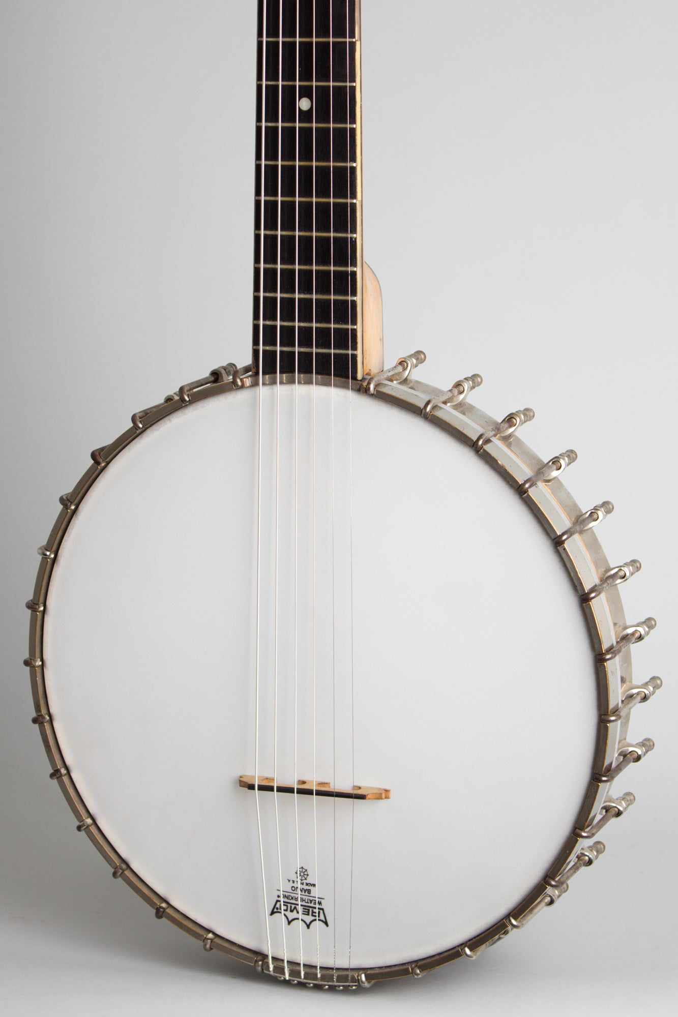 Vega Tu-Ba-Phone Guitar Banjo (1927)