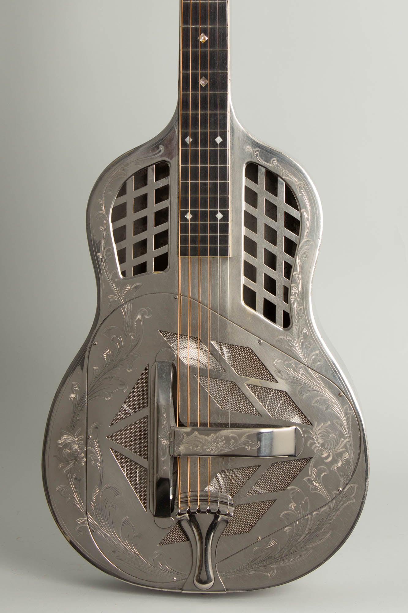 National Style 4 Tricone Squareneck Resophonic Guitar (1932)