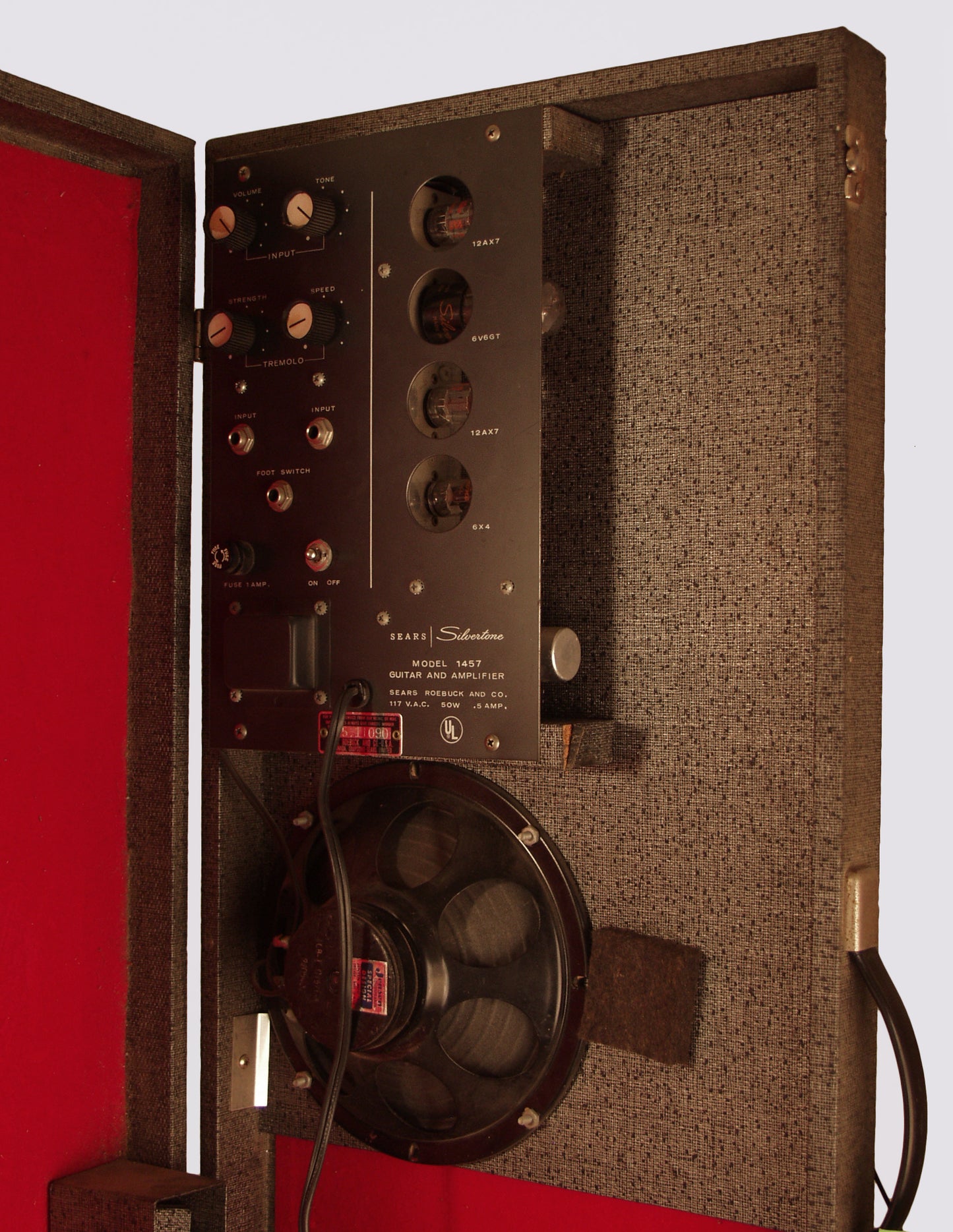 Danelectro Silvertone Model 1457 Amp-In-Case Semi-Hollow Electric Guitar and Amplifier Set (1965)