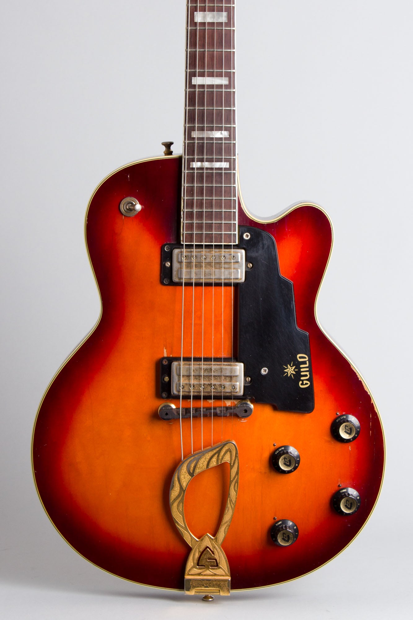 Guild M-75 BluesBird Thinline Hollow Body Electric Guitar (1968)