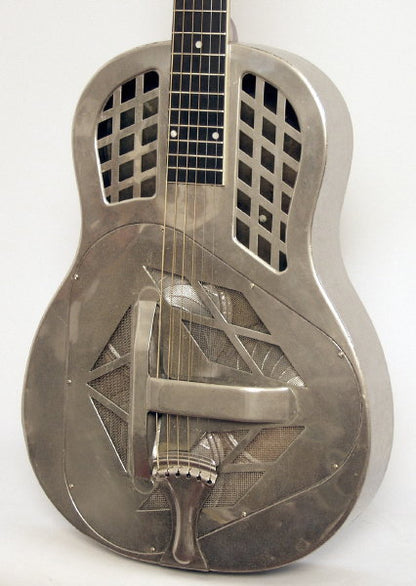 National Style 1 Tricone Roundneck Resophonic Guitar (1932)