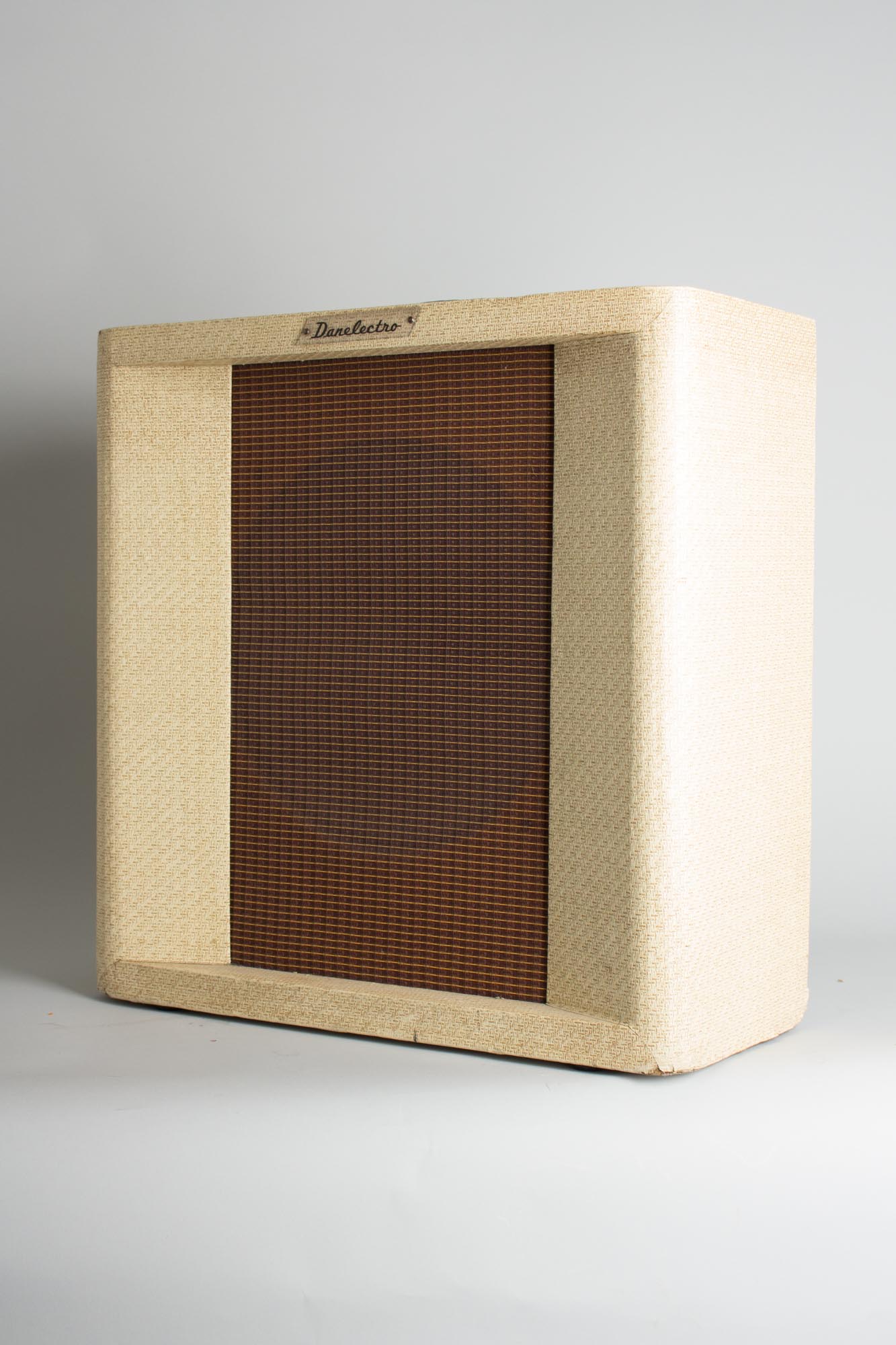Danelectro Challenger Series D Model 89 Tube Amplifier (1956)