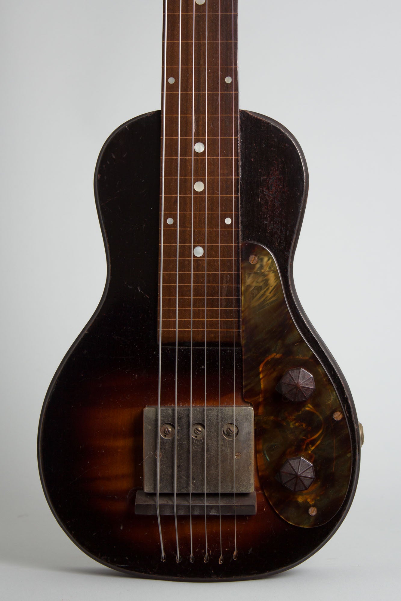 Harmony Unlabelled Lap Steel Electric Guitar (1939)