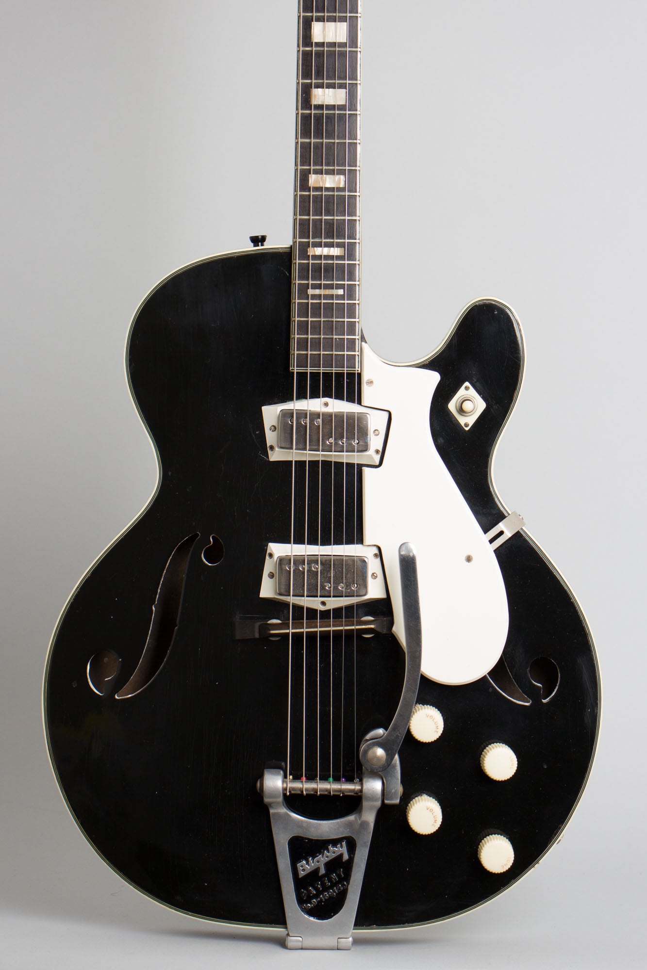 Harmony Silvertone Model 1446L Thinline Hollow Body Electric Guitar (1962)